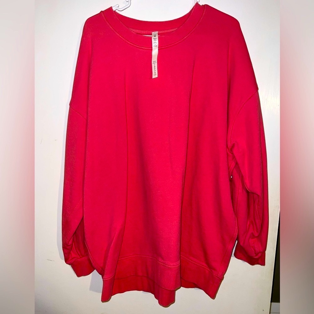 LULULEMON perfectly oversized crewneck pullover sweatshirt